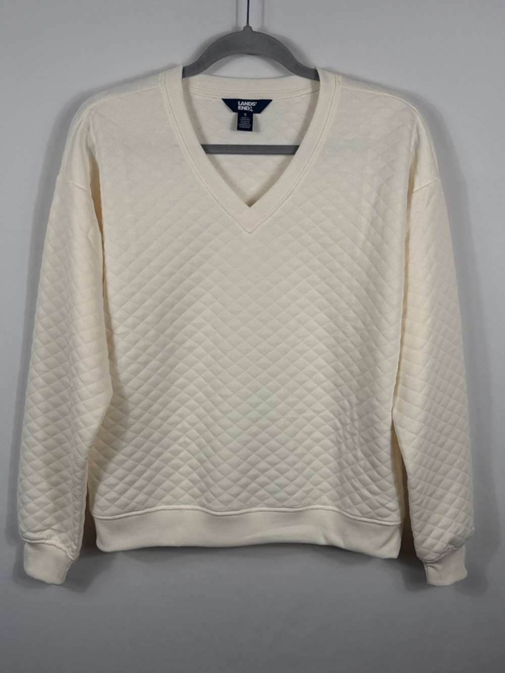 Lands' End Cream Quilted V-Neck Sweatshirt. Womens Size S. Coastal Casual Comfy